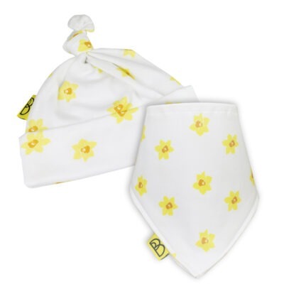 daffodil design hat and bib set